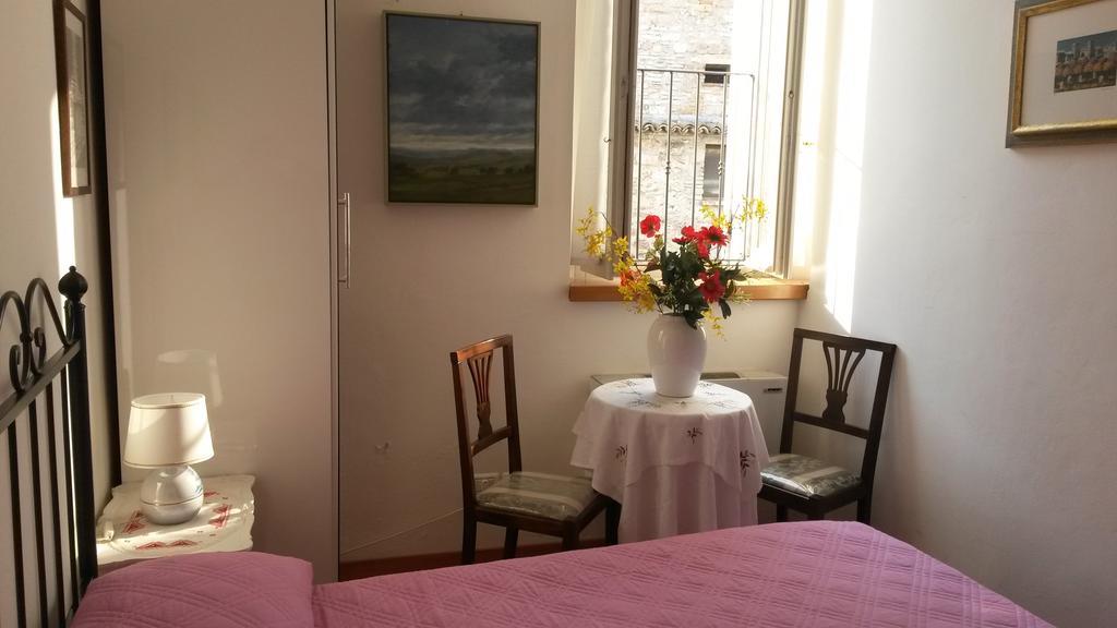 Camere Carli Assisi Buitenkant foto
